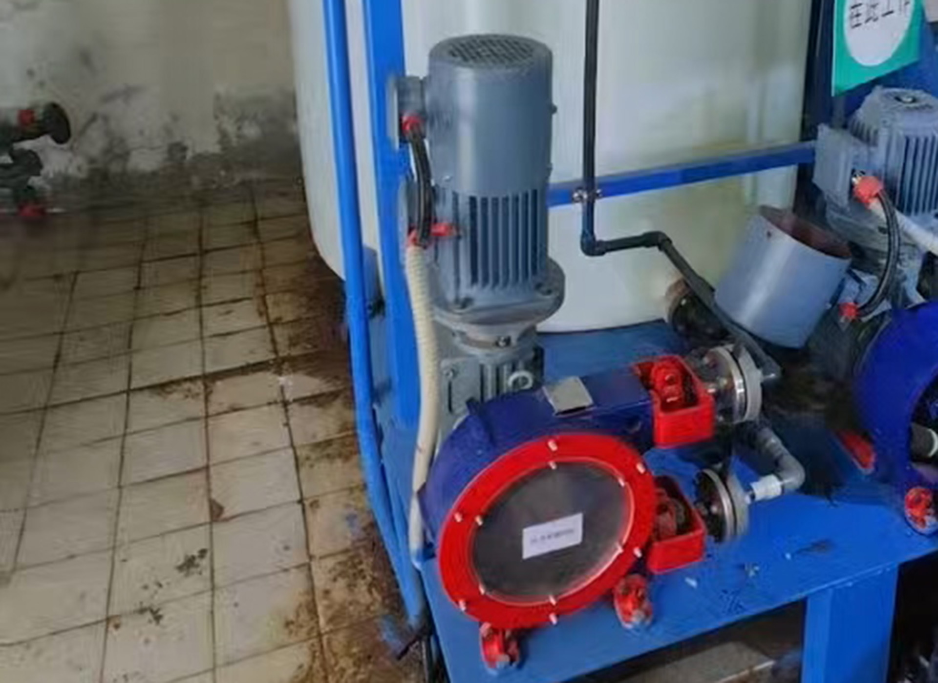 華運機械軟管泵賦能加藥系統現場應用，精準輸送筑牢工藝安全防線